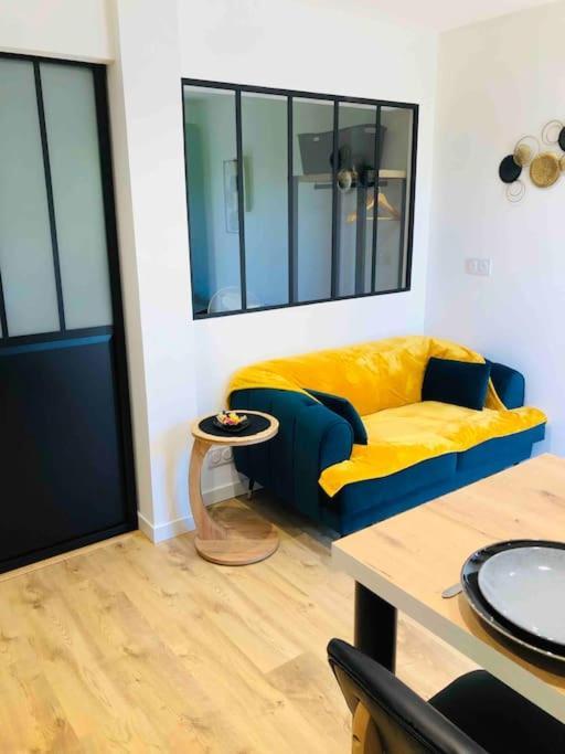 Maisonnette Avec Terrasse Argences Dış mekan fotoğraf