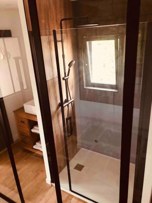 Maisonnette Avec Terrasse Argences Dış mekan fotoğraf