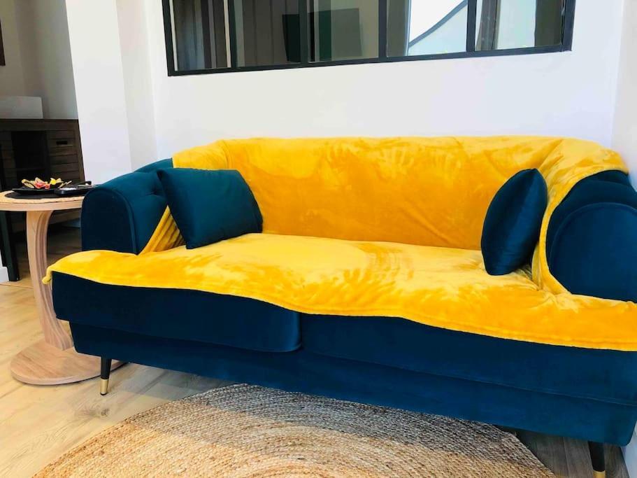 Maisonnette Avec Terrasse Argences Dış mekan fotoğraf
