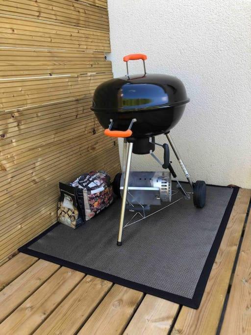 Maisonnette Avec Terrasse Argences Dış mekan fotoğraf