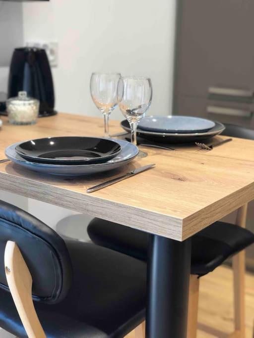 Maisonnette Avec Terrasse Argences Dış mekan fotoğraf